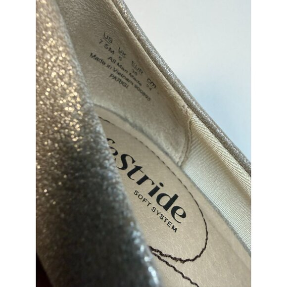 LifeStride Pumps Women Size 7.5M Gold Metallic Soft Cushion Heel Dressy Shoes - Picture 11 of 12